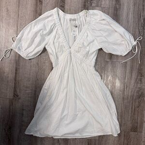 White Abercrombie Dress With Pockets